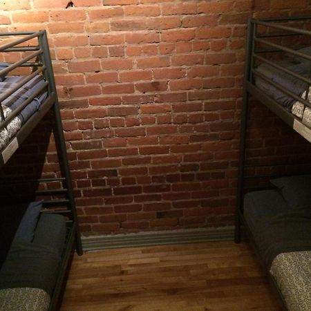 Auberge Pvt Hostel Montréal Extérieur photo