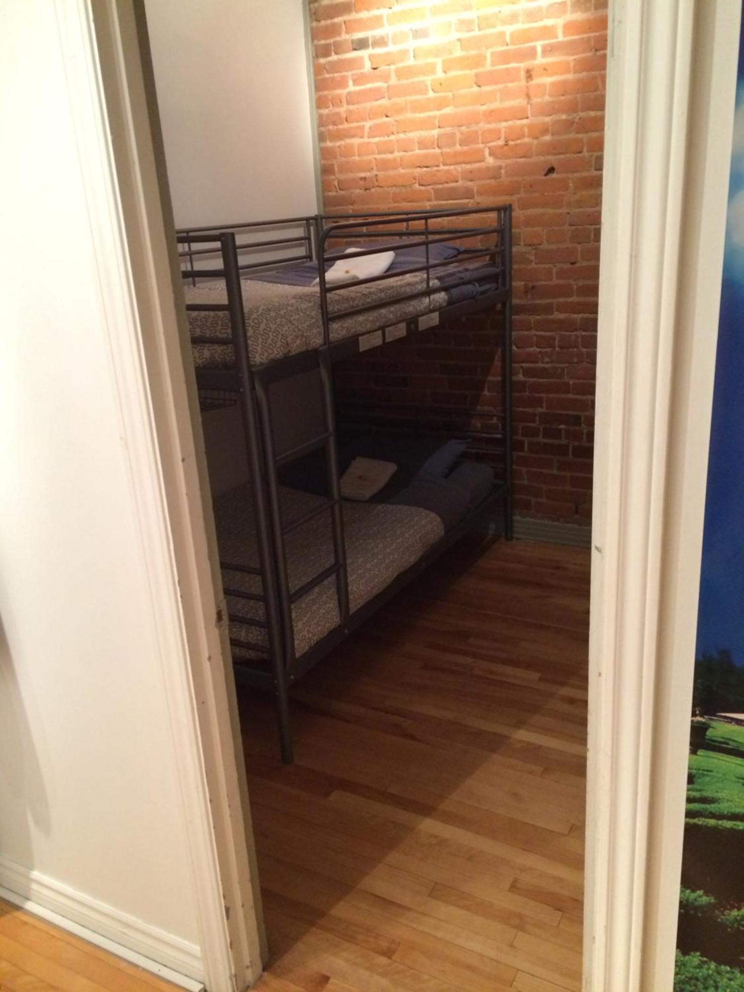 Auberge Pvt Hostel Montréal Extérieur photo